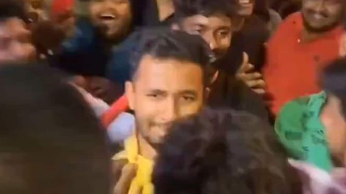 Video Shows CSK Fan Getting Manhandled By RCB Supporters Outside Stadium | Cricket News