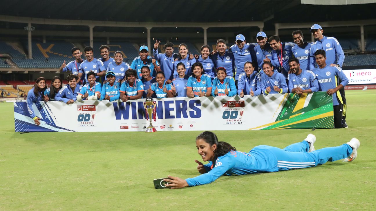 Mandhana, Reddy Help India Sweep South Africa 3-0: A Glorious Triumph in Cricket