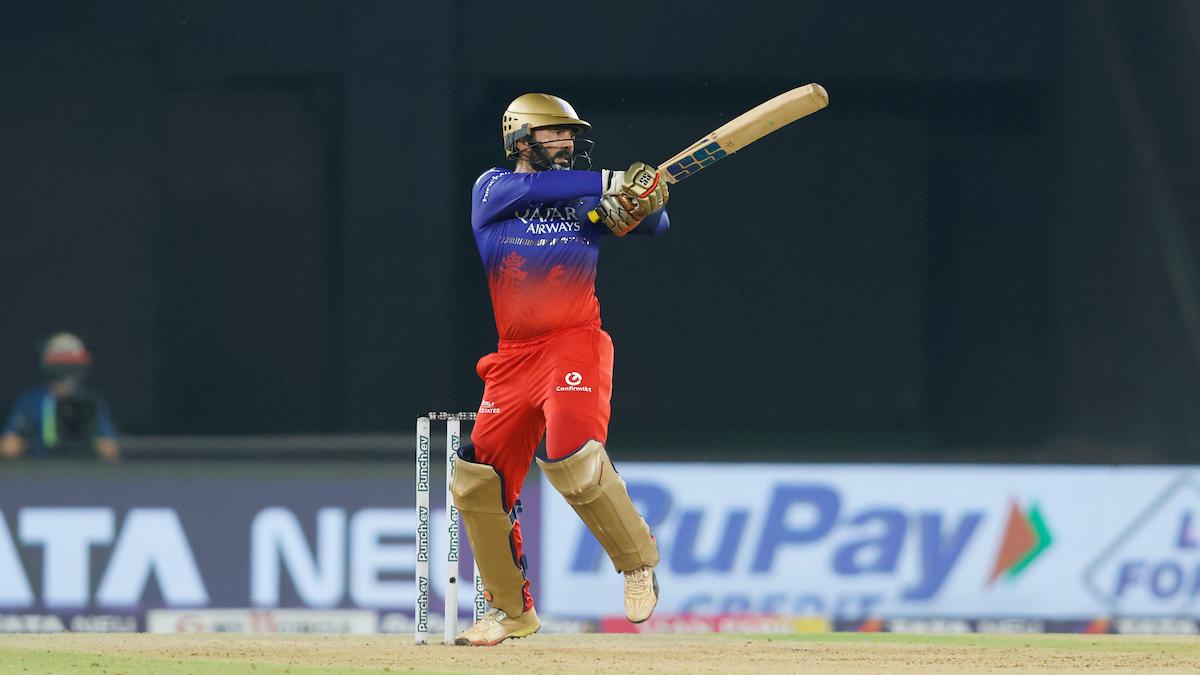 RR vs RCB, IPL 2024 Eliminator: Dinesh Karthik becomes beneficiary of controversial leg-before decision by TV umpire