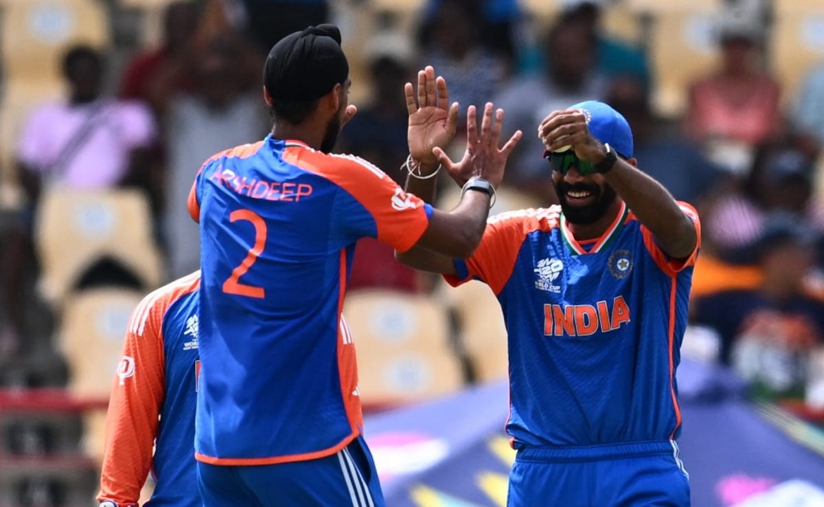 “Arshdeep Singh Jasprit Bumrah Se Dab Nahi Rahe”: Ex-Pakistan Captain’s Massive Remark